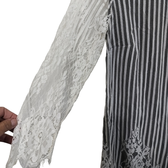 (1272) Kenzie Lace Overlay Black Slip Ivory Lace Sheath Dress Size Small - Picture 5 of 11